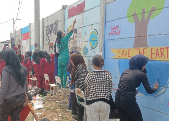 Momen HUT ke-81 RI, SMKN 10 Kota Tangerang Gelar Lomba Mural  