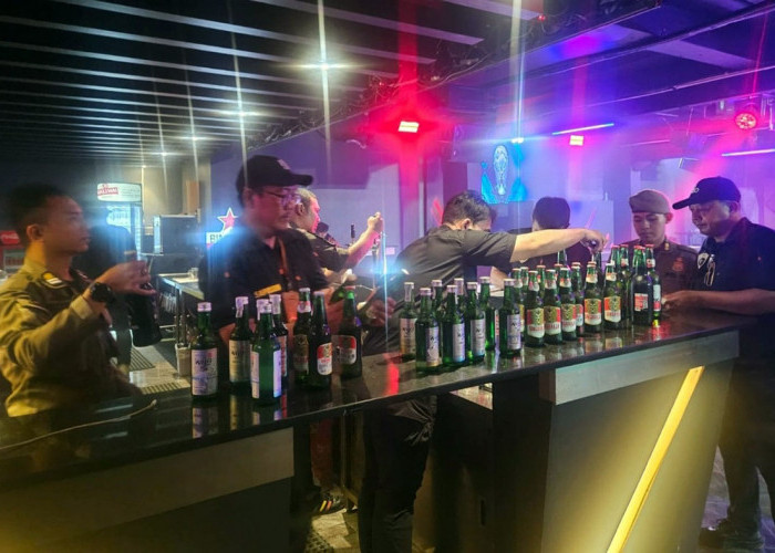 Terciduk Jajakan Minol, Warung Jamu dan Karaoke Disegel