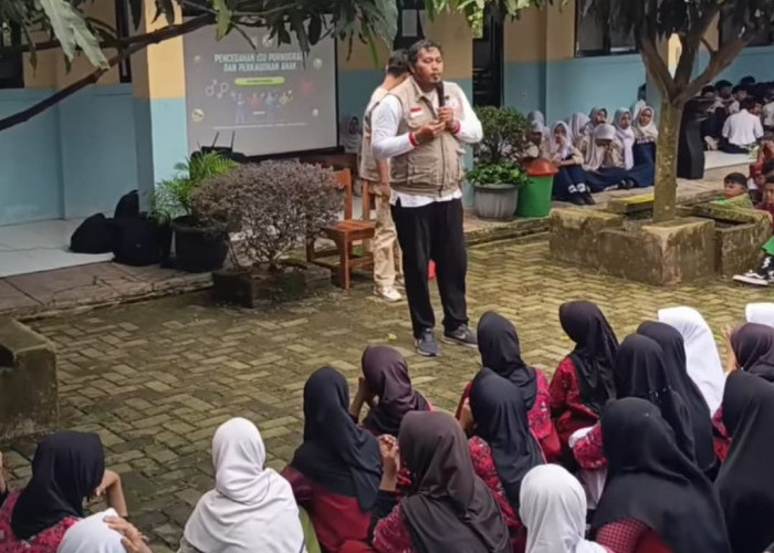 KPA Sosialisasi Pencegahan HIV/AIDS di SMPN 3 Pagedangan