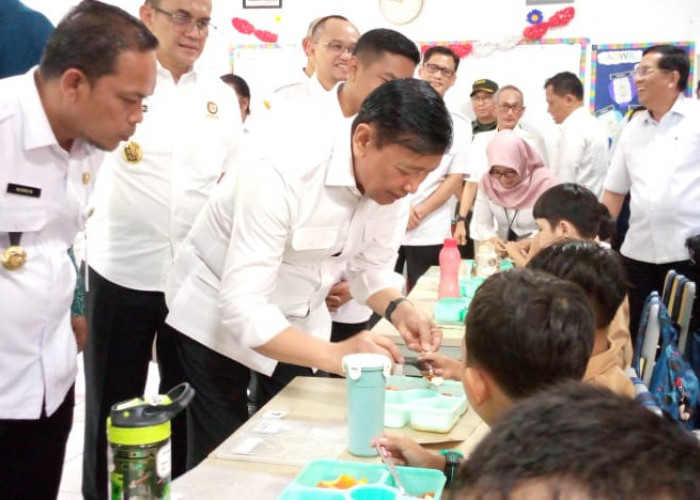 Wiranto : Uji Coba Makan Bergizi Gratis Bukan Program Gagah-gagahan Dan Cari Nama 