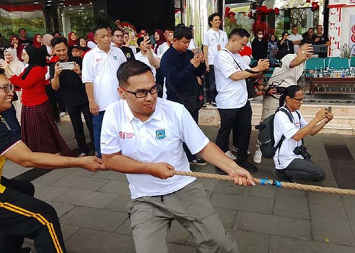Wawali Pilar Ikut ‘Adu Otot’ di Lomba 17-an