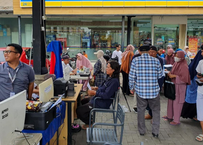 Pemdes Wanakerta Permudah Pelayanan Adminduk