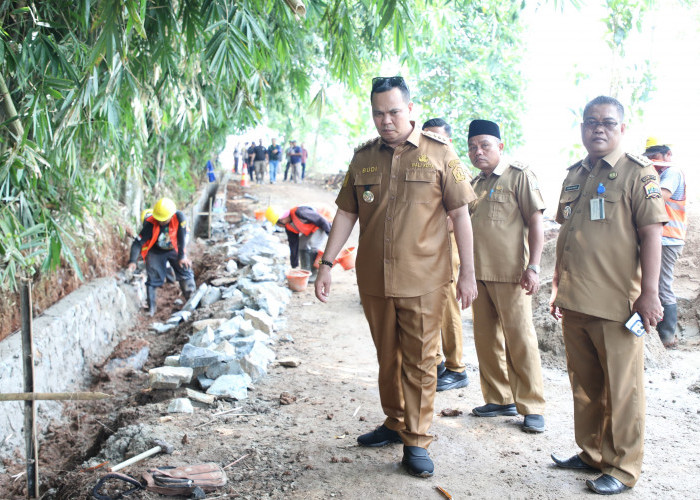 Jalan Rusak di Perbatasan Jadi Prioritas