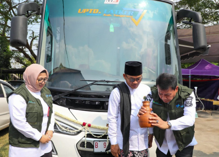 Pemkab Luncurkan Mobil Training Unit Pelatihan Kerja di Kecamatan Gunung Kaler