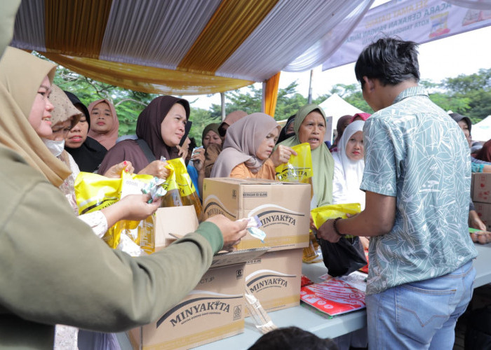 Gerakan Pangan Murah Pemkot Tangsel Diserbu Warga