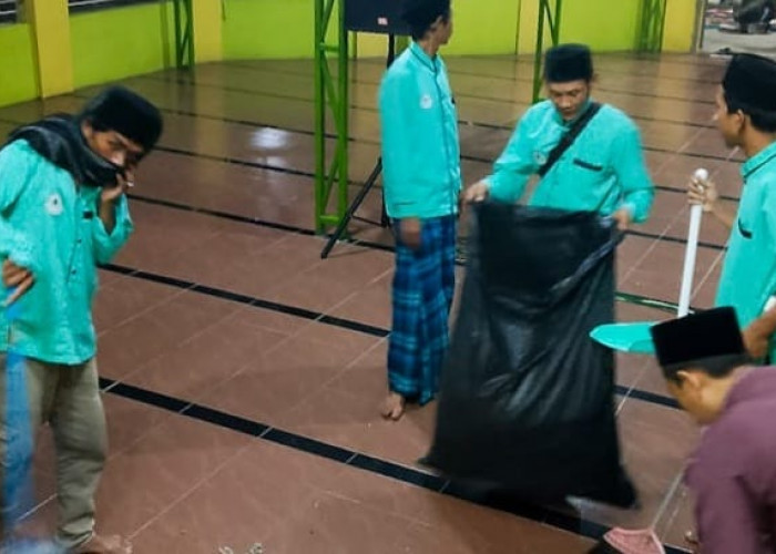 Luncurkan Pengelolaan Sampah Mandiri