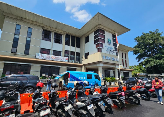 Ringankan Beban Masyarakat, Tingkatkan PAD