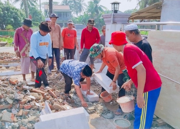 Bangun Masjid Mubtaqil Huda Tepat 1 Muharam