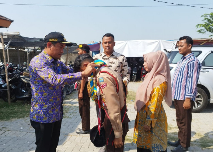 Camat Mekar Baru Lepas Peserta Jambore Daerah IV