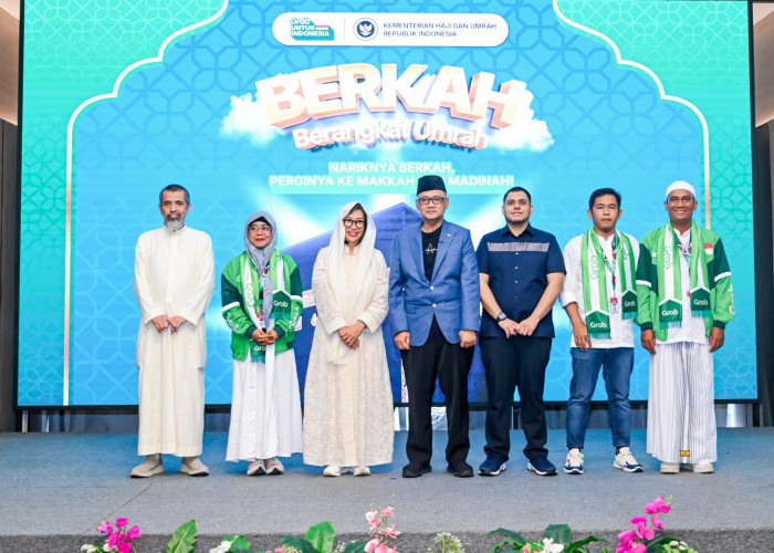 Grab Indonesia Berangkatkan 105 Mitra Pengemudi untuk Beribadah  Umrah melalui Program BERKAH