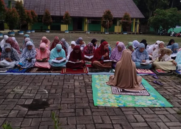SMPN 5 Solear Gelar Kajian Keagamaan Selama Ramadan
