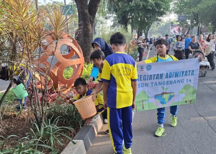 SDN Tangerang 14 Gelar Aksi Bersih-Bersih Sampah di CFD Kecamatan, Siswa Diajarkan Pedui Lingkungan Sejak Dini