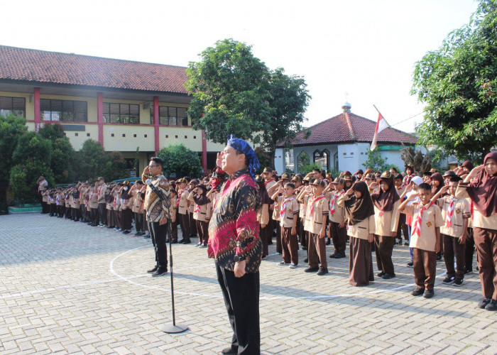 Peringatan Hardiknas di SDN Karawaci 8, Semangat Ki Hajar Jadi Inspirasi Siswa