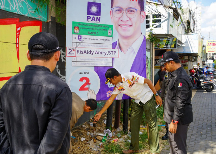 Bawaslu Banten Tertibkan 42 Ribu APK Tak Sesuai Aturan