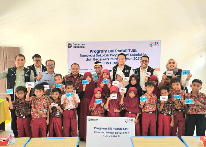 BRI Region 8 Jakarta 3 Salurkan Bantuan BRIPeduli Renovasi Sekolah dan Beasiswa untuk Siswa SDN Cisoka III