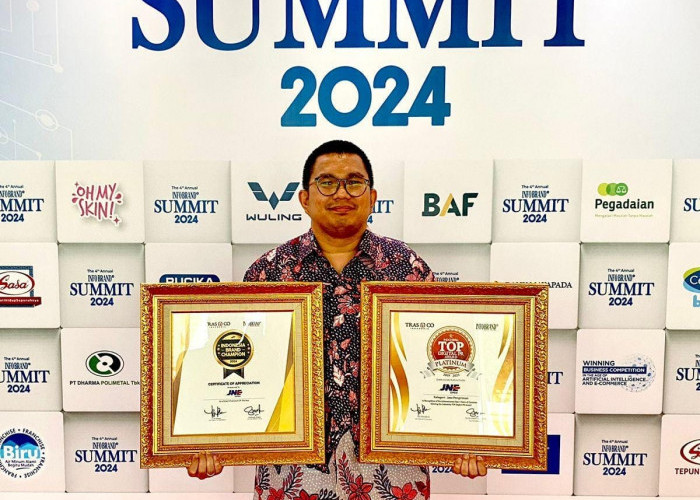 Awali 2024, JNE Raih Dua Penghargaan di Ajang The 4th Annual Infobrand.id Summit 2024