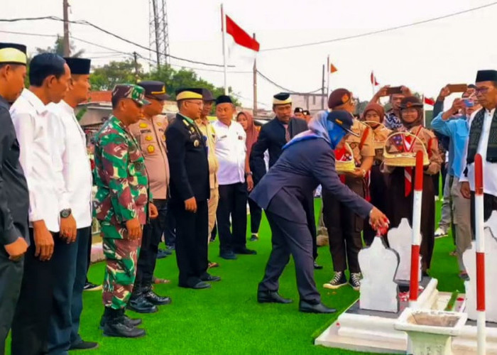 Kenang Jasa Pahlawan, Forkopimcam di Tangerang Gelar Ziarah dan Tabur Bunga