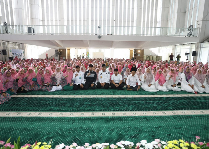 Benyamin Ajak Jamaah Majelis Taklim Harus Luruskan Niat