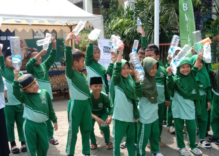 DP3AP2KB Masifkan Sosialisasi Larangan Medsos Bagi Anak