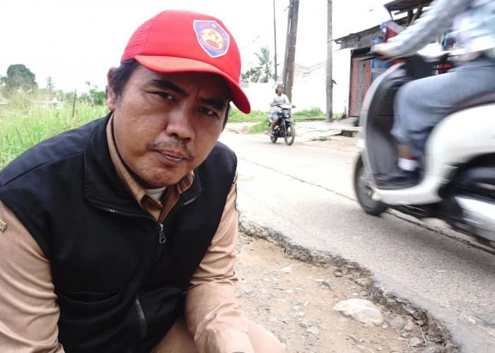 Banyak Pemotor Jatuh di Jalan Raya Daon