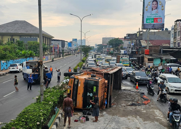 Brio Tabrak Motor dan Pedagang, 1 Orang Meninggal Dunia