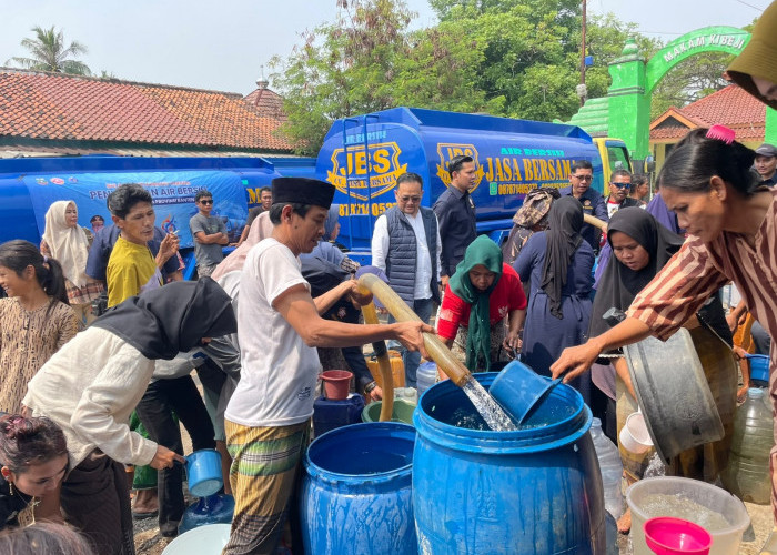 Karang Taruna Banten Salurkan Bantuan Air Bersih