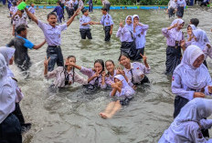 SMPN 3 Teluknaga: KBM Dihentikan, Siswa Dipulangkan Akibat Banjir