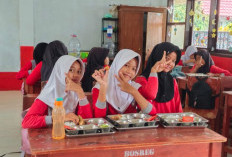Tetap Salurkan MBG Selama Ramadan, Siswa SDN Tigaraksa II Bisa Bawa Pulang untuk Berbuka Puasa 