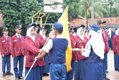SMPN 1 Cisoka Lantik Pengurus OSIS