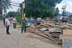 Normalisasi Sungai Cirarab, Bangunan di Sempadan Sungai Dibongkar 