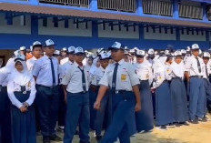 SMPN 3 Curug Ingatkan Siswa Lengkapi Peralatan Belajar