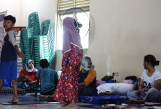 Ratusan Warga Rajeg Terserang ISPA, Dampak Kebakaran TPA Jatiwaringin bagi Kesehatan