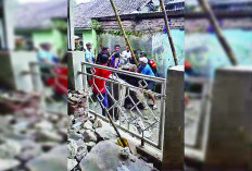 Bangunan Masjid Ambruk, Satu Meninggal Dunia