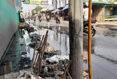 Ruas Jalan Gatot Subroto Sepatan Timur Tergenang, Dua Tahun Tanpa Penanganan yang Tuntas
