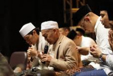 Cilongok Rumah Seluruh Umat Islam, Ribuan Jemaah Hadiri Haul Akbar ke-25 Abuya Dimyati Cilongok