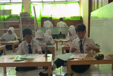 SMPN 1 Pakuhaji Gelar Lomba Kaligrafi untuk Asah Bakat