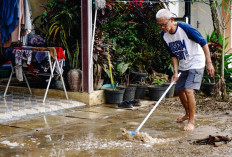 Kisah Mantan Pegawai Pemkab Tangerang Korban Banjir, Dulu Bantu Pengungsi, Sekarang Jadi Pengungsi
