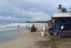 Pelaku Usaha Pantai Harus Pasang Daftar Harga