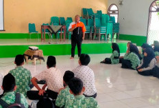 Polsek Sosialisasi Pencegahan Narkoba di MTs Mathla’ul Anwar