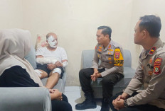 Peringati HPN, Jajaran Polres Bandara Soetta, Besuk Wartawan yang Mengalami Kecelakaan