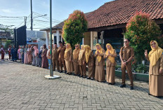 SDN Tobat II Isi Halal Bihalal dengan Santunan Yatim