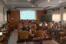 SMPN 18 Kota Tangerang Gelar Bimtek Kompetensi Guru