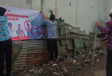 Pemdes Sarakan Gelar Aksi Kerja Bakti, Bersihkan Tumpukan  Sampah di Area Makam Kepuh Pisangan