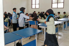 SMPN 1 Kronjo Bagikan Tablet Penambah Darah Cegah Anemia