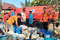 BPBD Provinsi Banten Salurkan Air Bersih ke 448 Kampung Terdampak Kekeringan