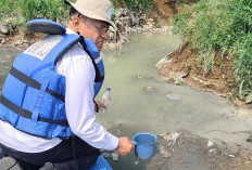 Terkait Dugaan Pencemaran Sungai Cisadane, DLHK Banten Uji Laboratorium Limbah Tiga Pabrik
