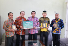 Sinar Mas Grup Wakafkan 500 Al Quran