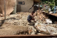 15 Rumah Rusak Berat Akibat Tanah Bergerak