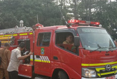 BPBD Tambah 8 Unit Armada Damkar