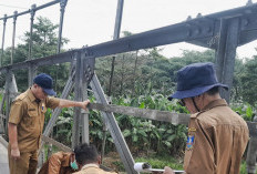 DLH Ambil Sampel Saluran IPAL Perusahaan